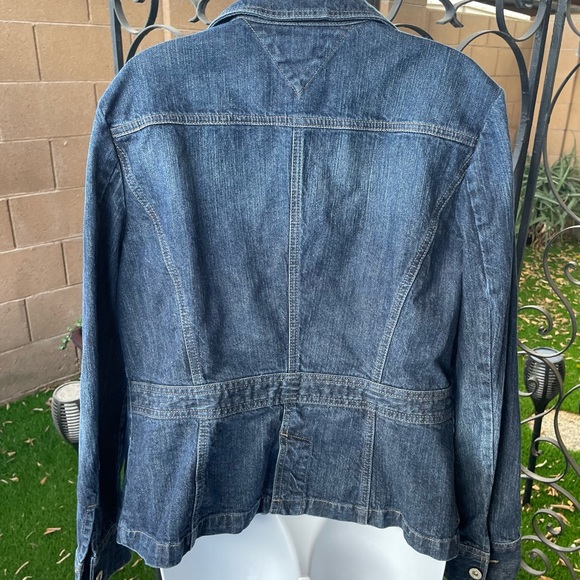 Tommy Hilfiger Denim Jean Jacket with multiple Pockets & Feminine Details XL - Picture 15 of 16